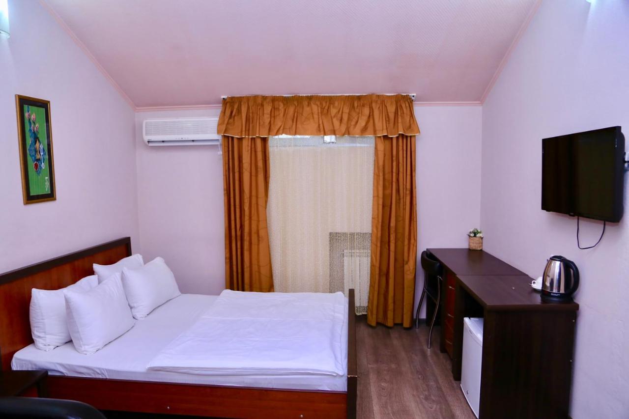 Taste Tbilisi Hotel Kültér fotó