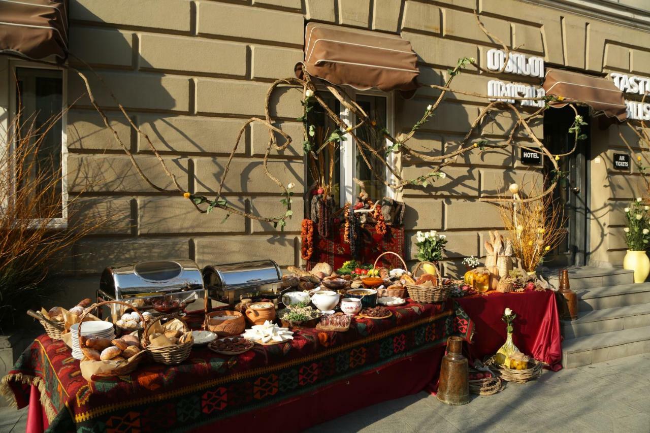 Taste Tbilisi Hotel Kültér fotó